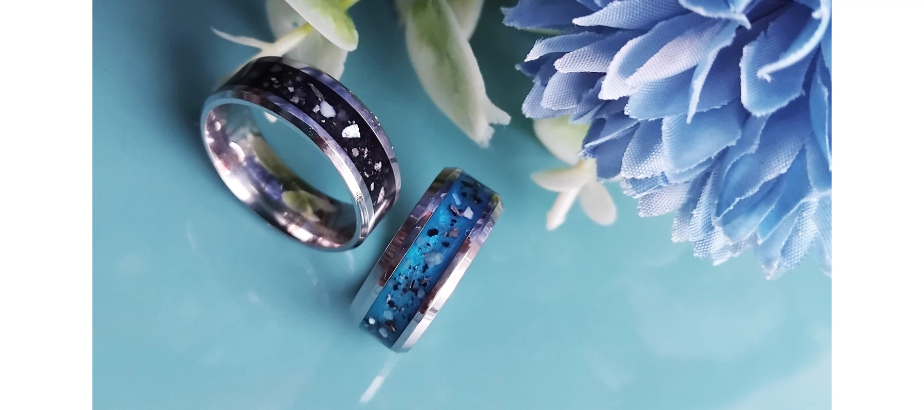 Emlékőr gyűrű hamvakkal