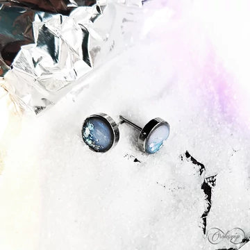 halványkék fülbevaló