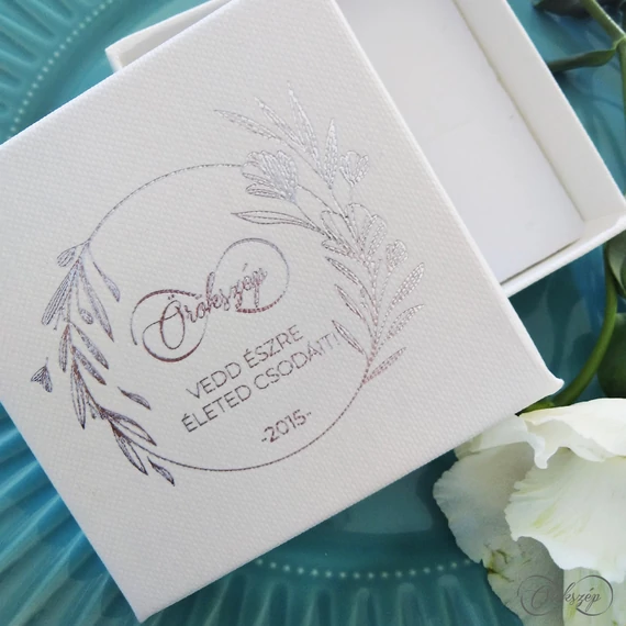 Örökszép díszdoboz 