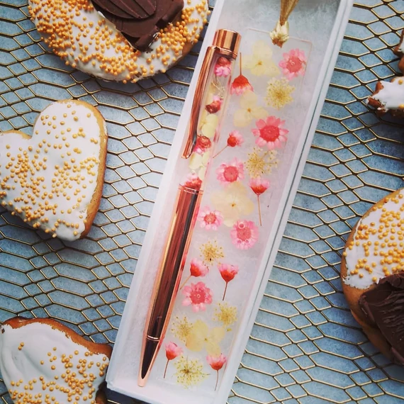 Cseresznyevirágzás könyvjelző