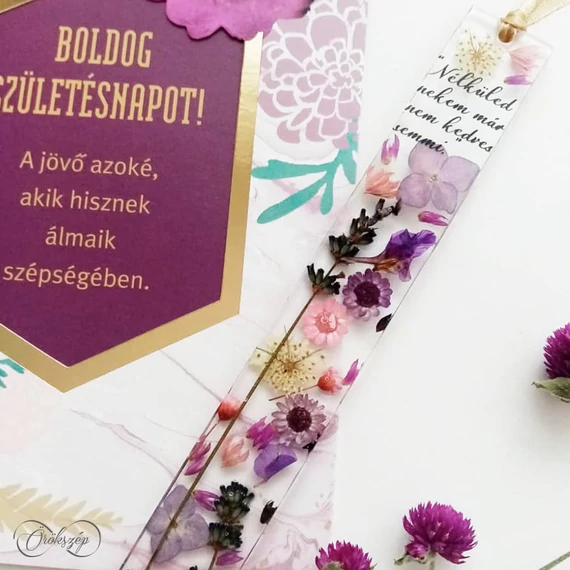 Egyedi könyvmoly ajándékcsomag