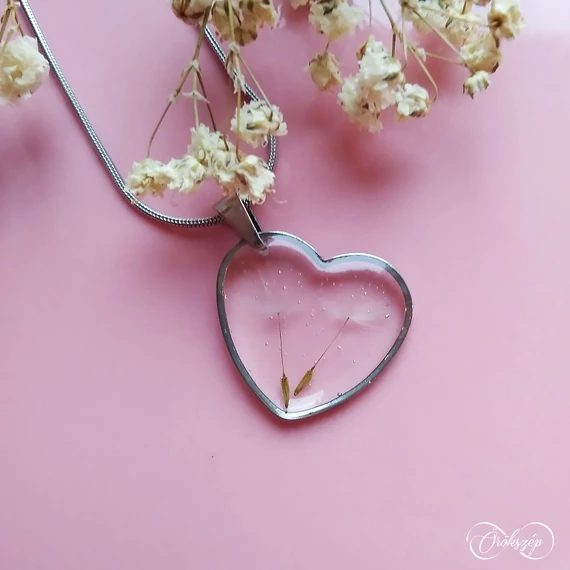 Pitypang szerelem szívmedál