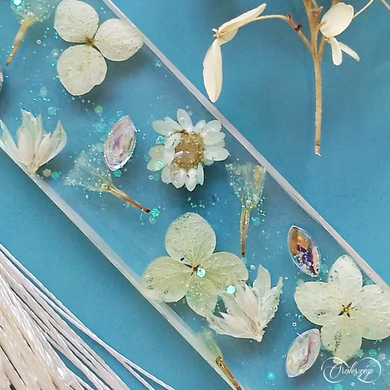 Friss szellő kézműves könyvjelző