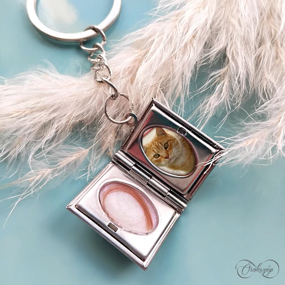 Háziállat Emlékőr fényképes könyv kulcstartó